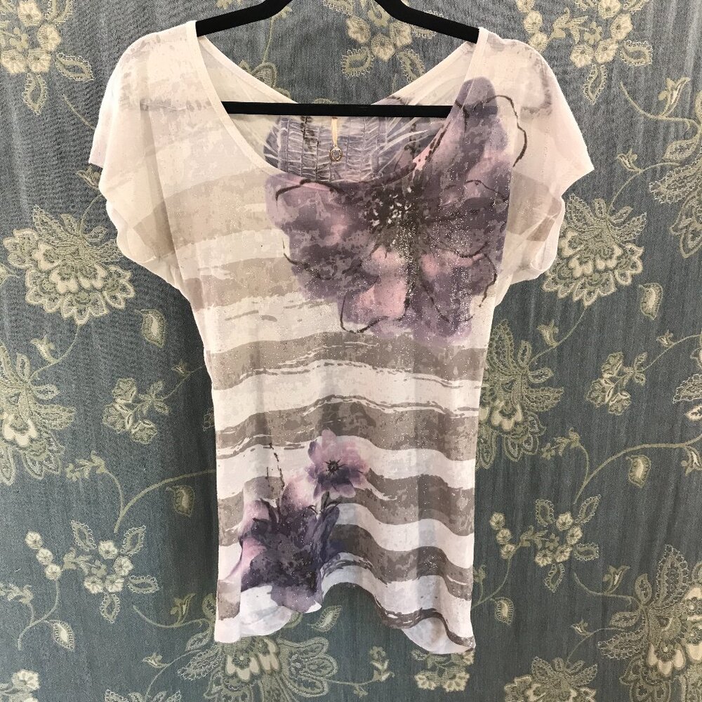 Robin K. smocked back floral & striped t-shirt size M